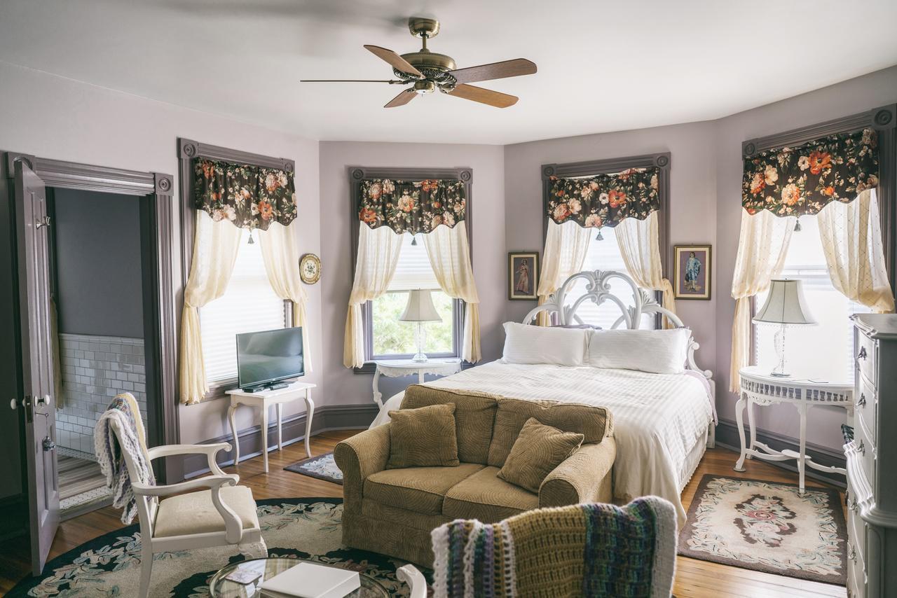 Hummingbird Inn Істон Екстер'єр фото